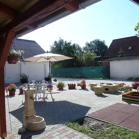Kingaapartman Siofok Apartman Szoba fotó
